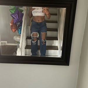 oversized ripped jeans